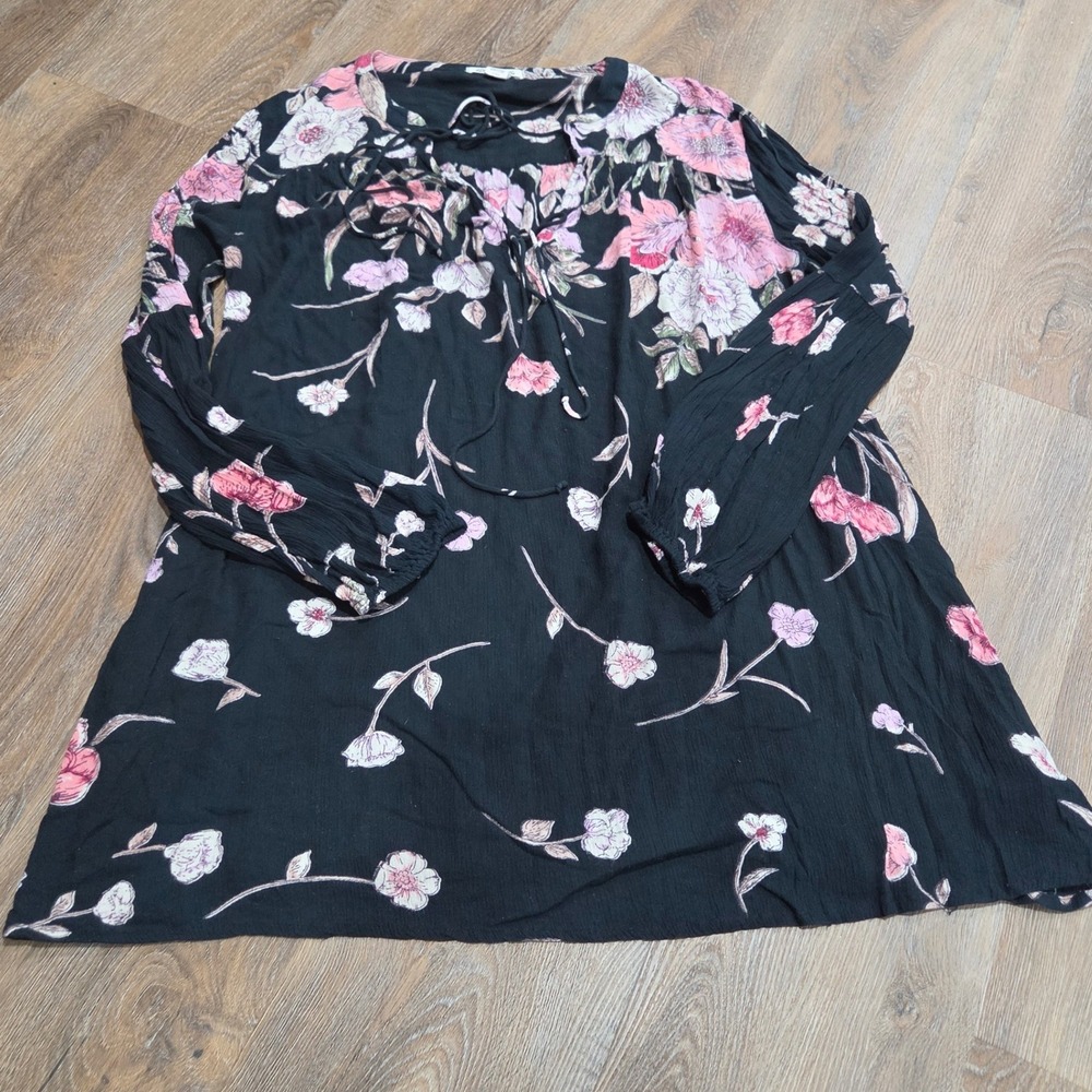 Billabong Black Floral Long Sleeve Tunic Top Rayon Tie Neck Boho Womens Large